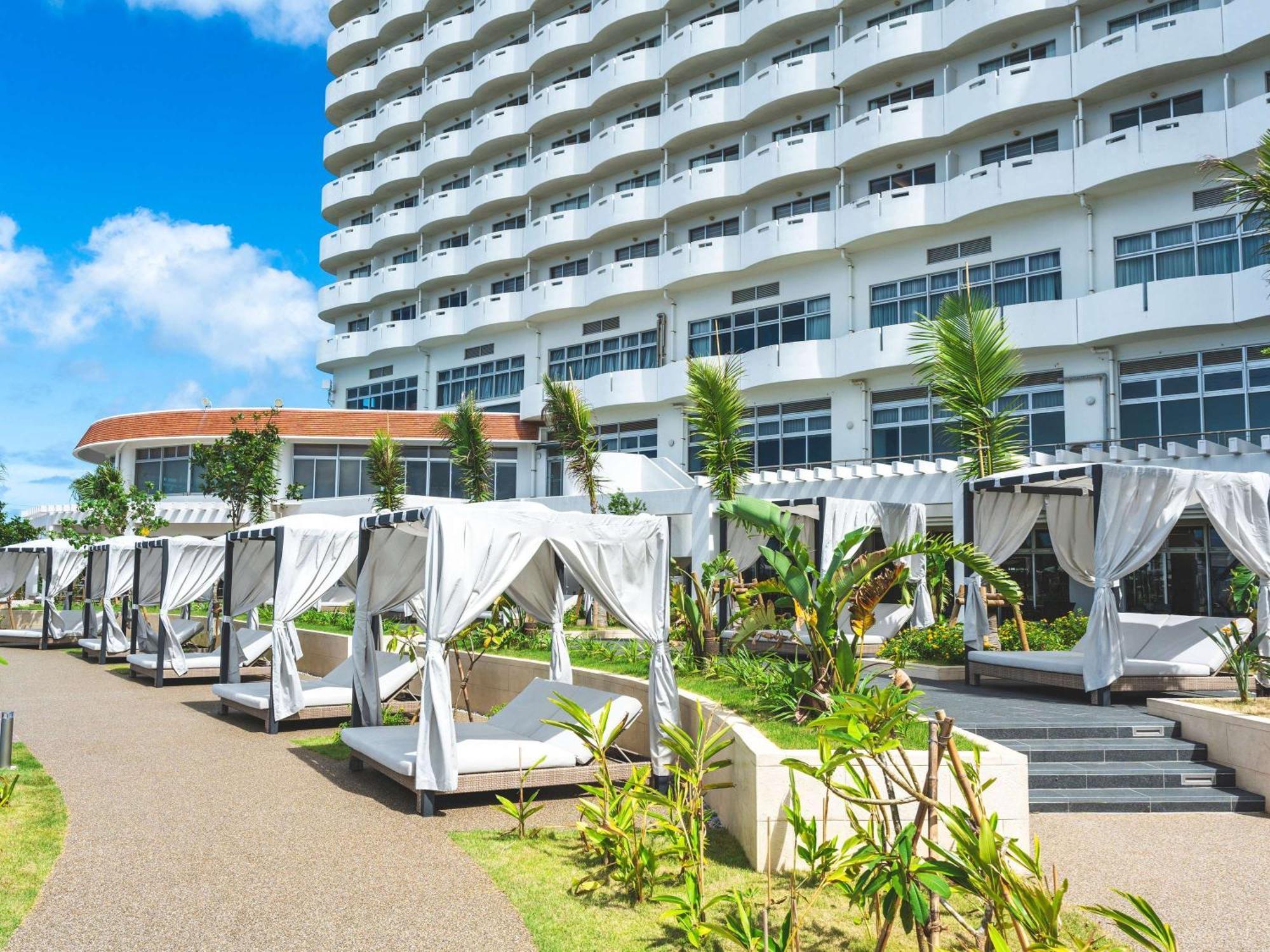 Grand Mercure Okinawa Cape Zanpa Resort Yomitan Exterior foto